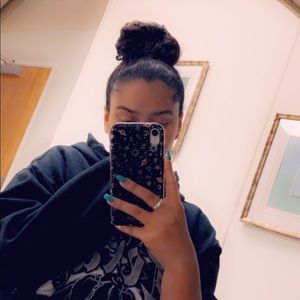 Meet your Posher, Ariella